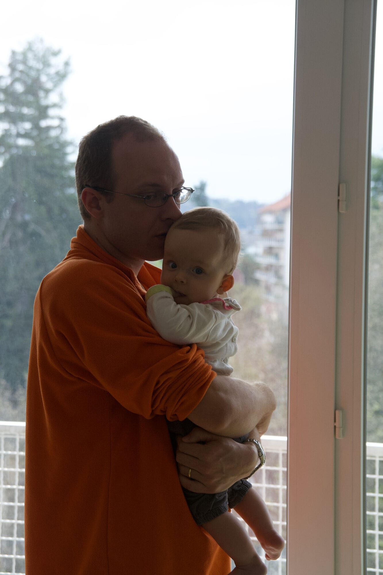 Dans les bras de mon papa