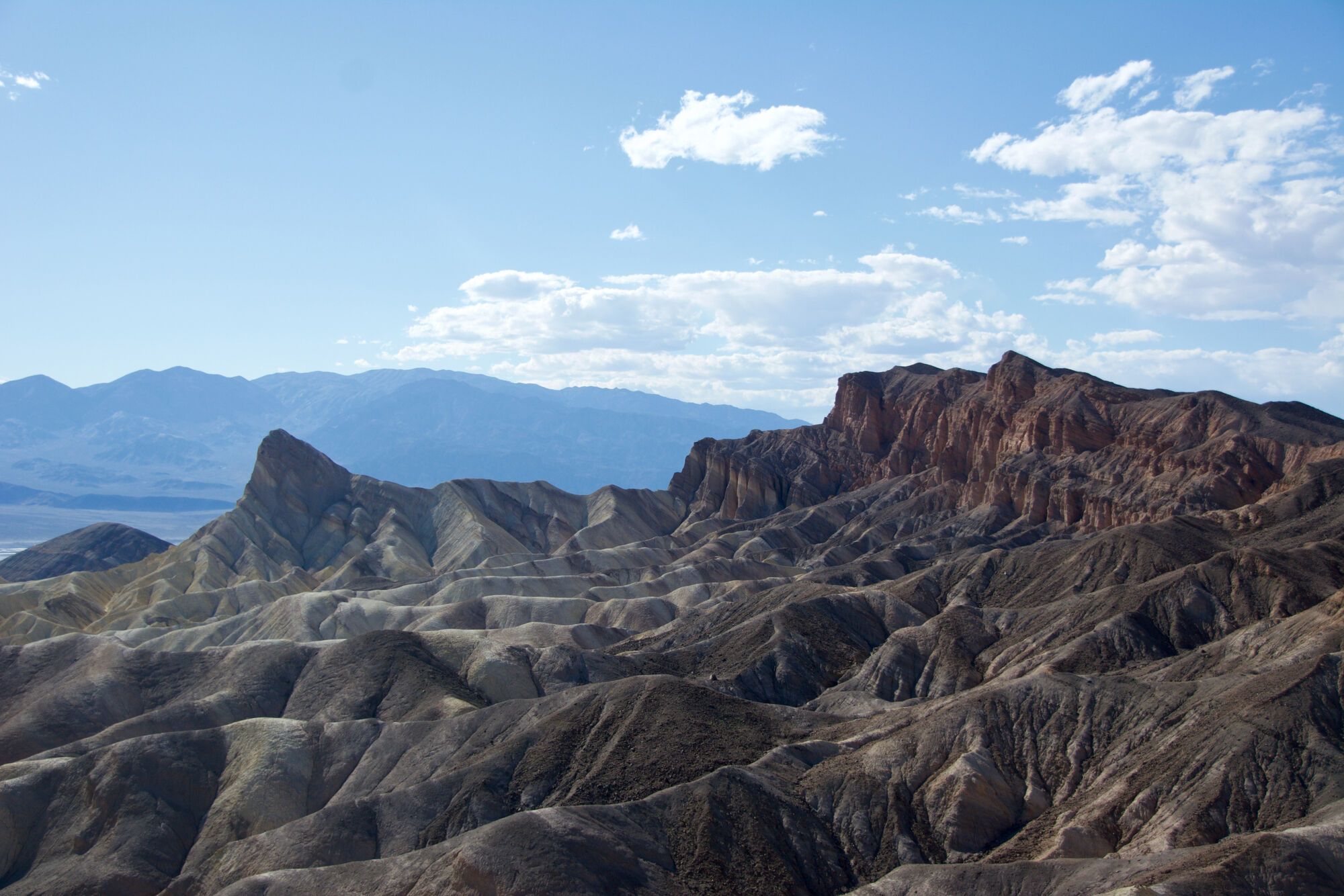 Badlands et vallée