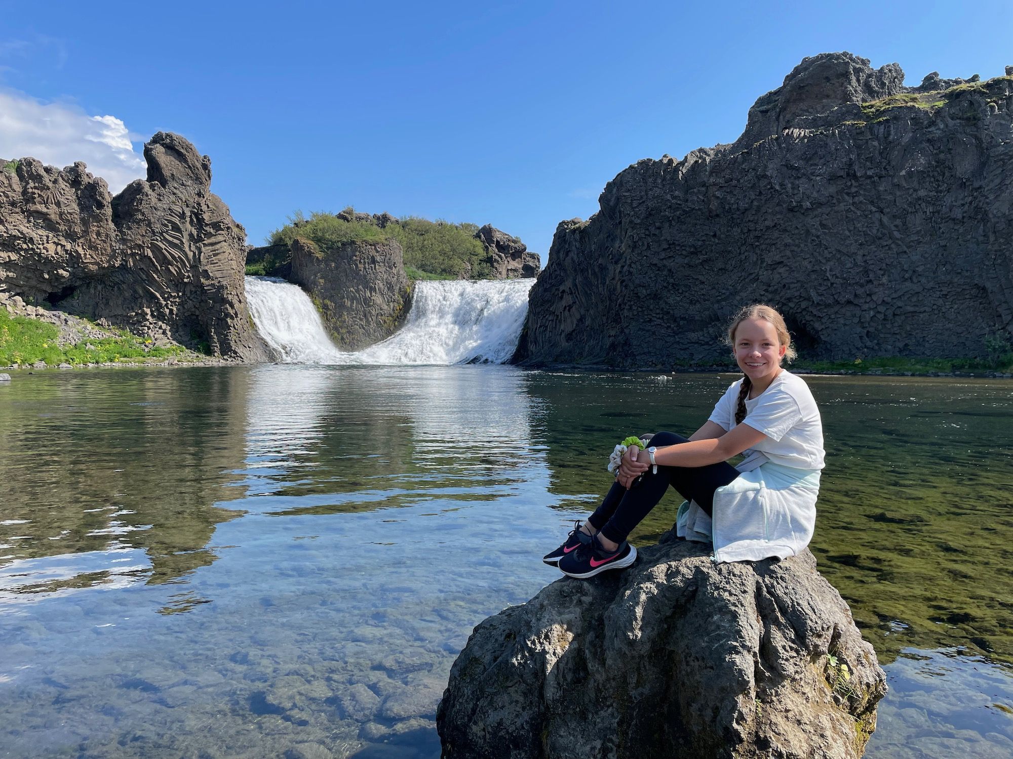 De Hjáloarfoss à la vallée de Gjáin