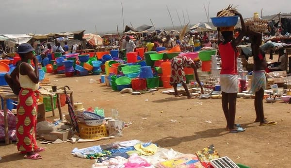 Grand marché du samedi – Cacuaco